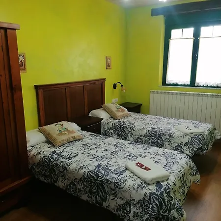 Casa Flor Murias de Rechivaldo